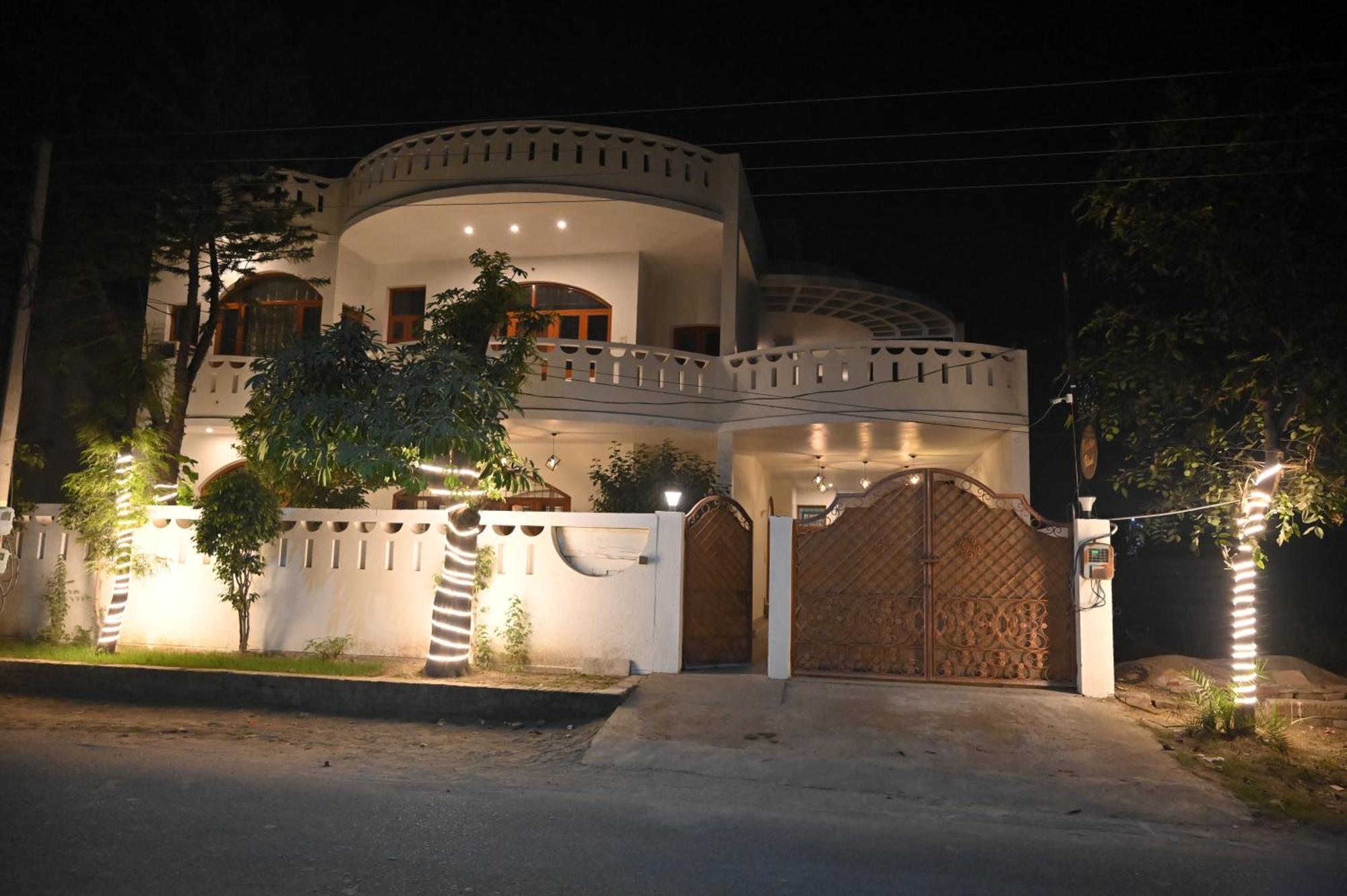 Paradise Island Amritsar Extérieur photo